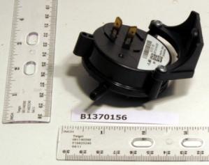 Goodman B1370156 pressure switch, 1.40 WC