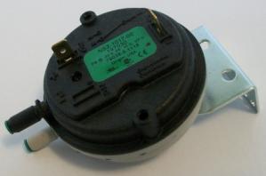 Reznor 197030 pressure switch